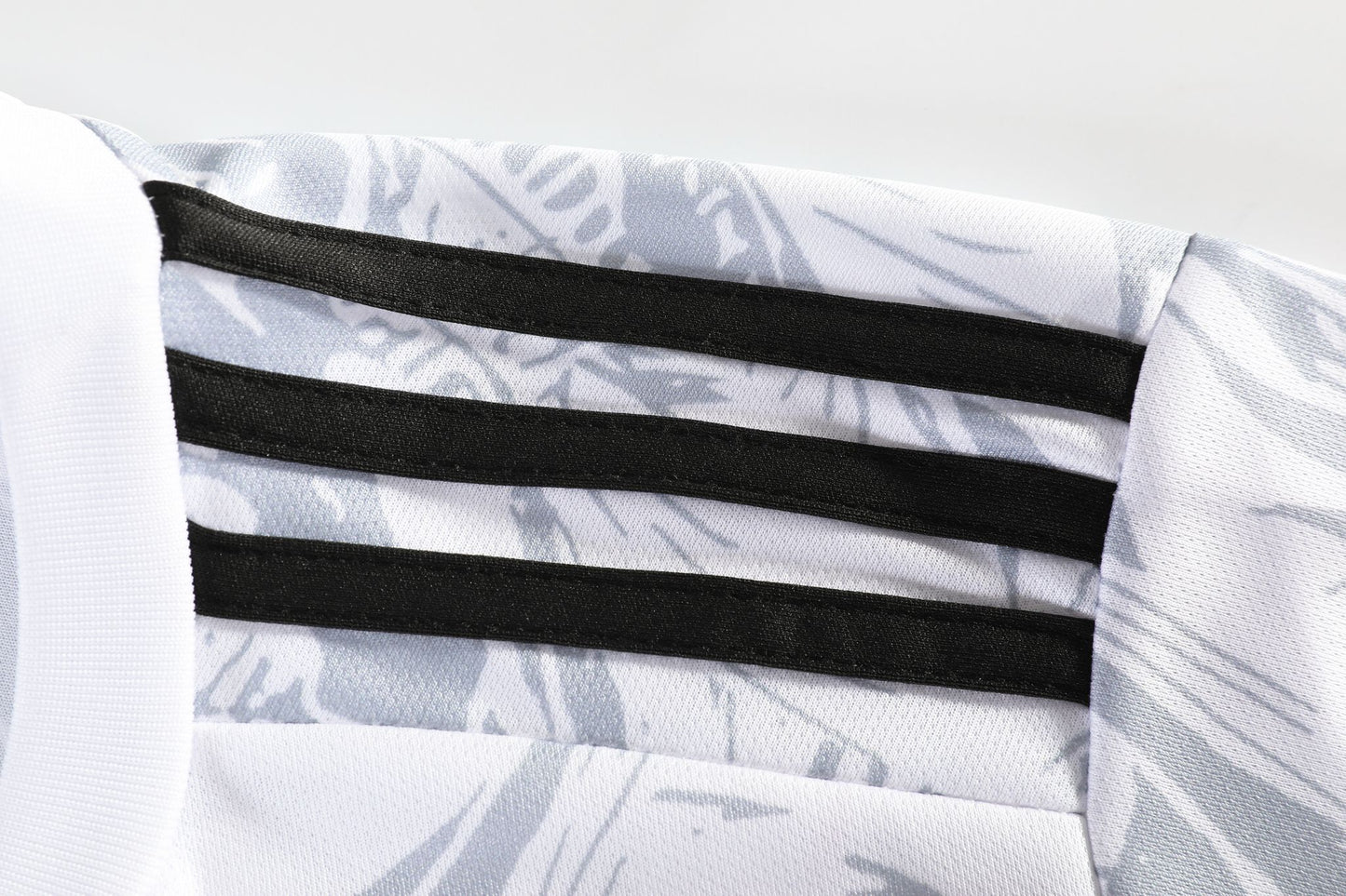 RONALDO #7 MADRID BLUE DRAGON EDITION SOCCER KIT