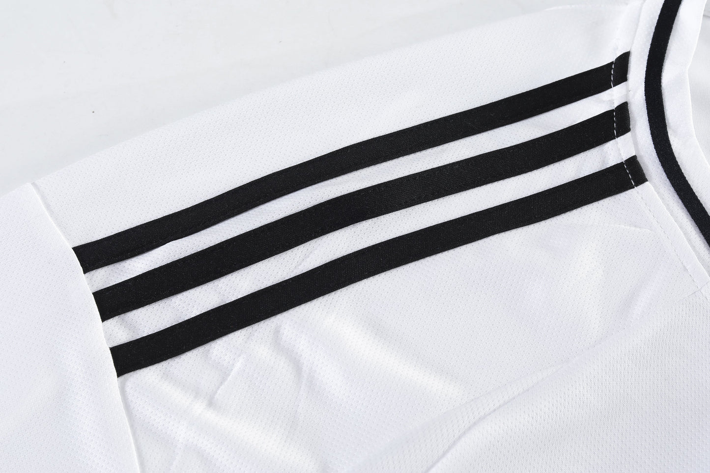 BELLINGHAM #5 MADRID HOME 24-25 SOCCER KIT