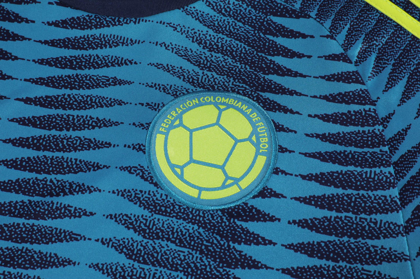 COLOMBIA AWAY 26-27 SOCCER KIT