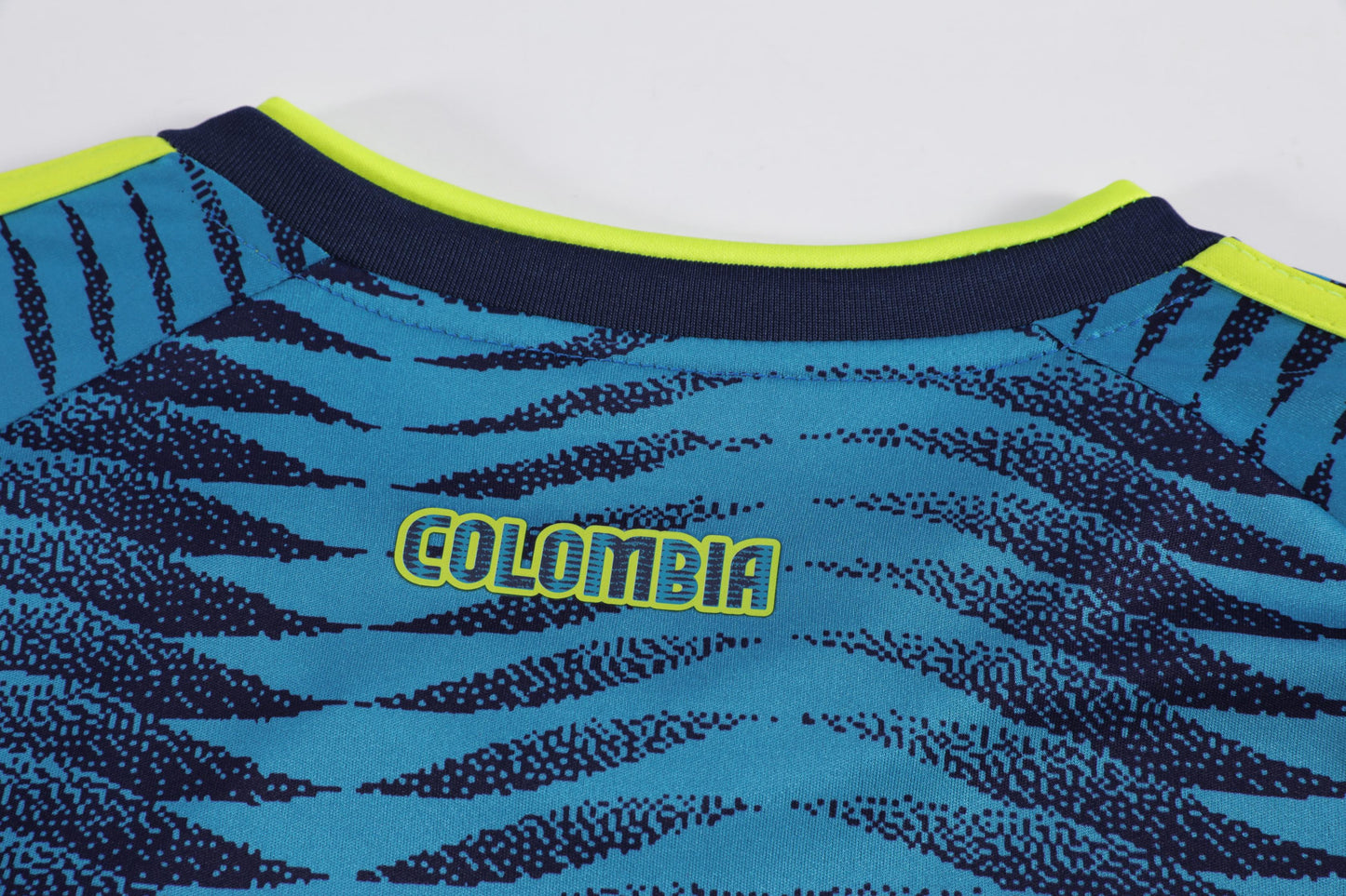 COLOMBIA AWAY 26-27 SOCCER KIT