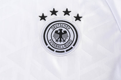 KROOS #8 GERMANY HOME 24-25 SOCCER KIT