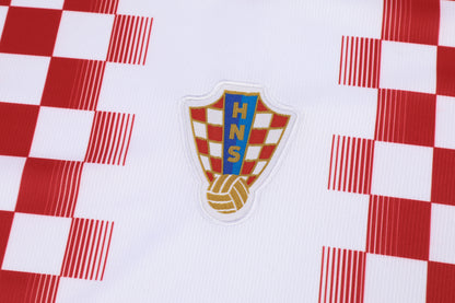 MODRIC #10 CROATIA HOME  26-27 SOCCER KIT