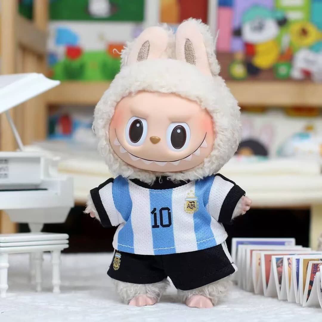 MESSI SOCCER MONSTER DOLL RANDOM COLOR