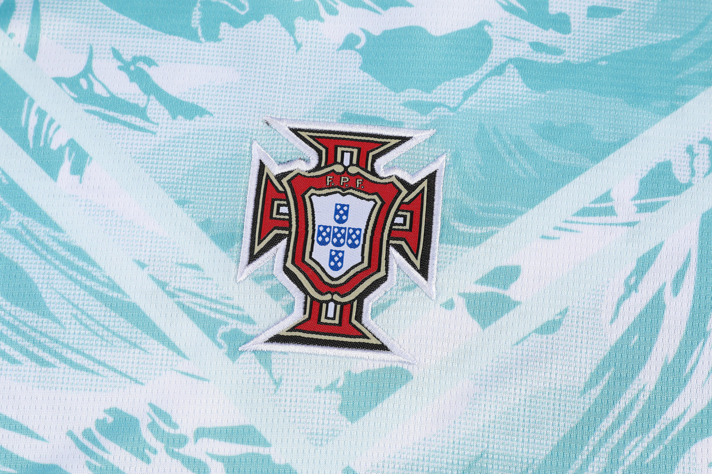 RONALDO #7 PORTUGAL AWAY 26-27 SOCCER KIT